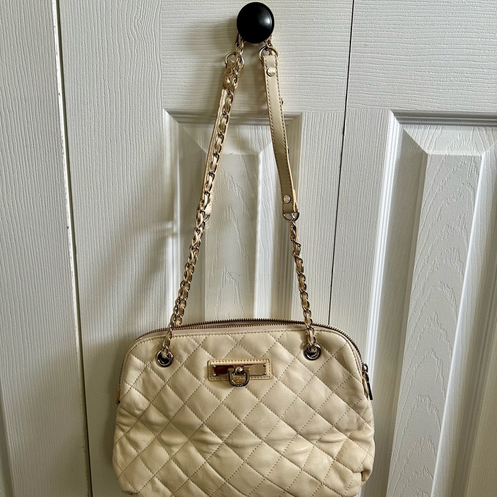 DKNY Elegant Cream Quilted Shoulder Bag